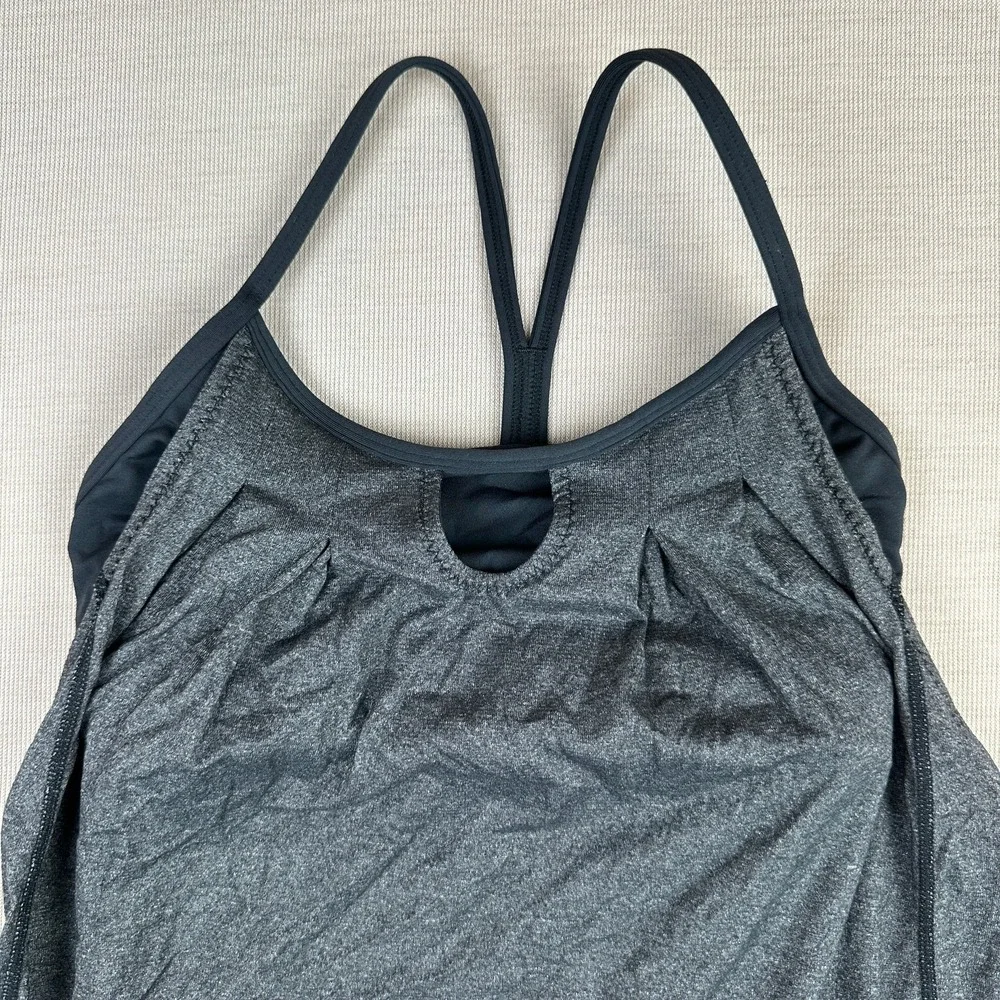 Lululemon Women's Heathered Gray Black Racerback Tank Built-In Bra Sz 4